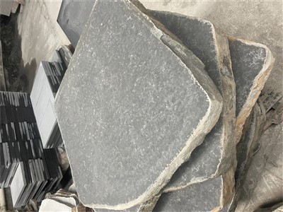 بیسالٹ سٹیپنگ سٹونز