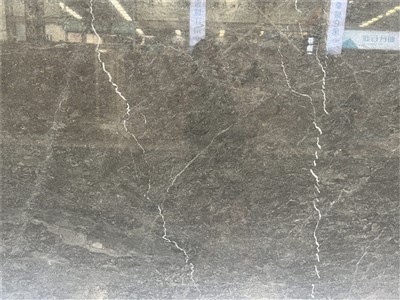 سفید لکیروں کے ساتھ بھوری رنگ ماربل